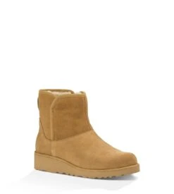 Ugg Women's Kristin Boot 9 Ugg Women's Kristin Boot -Standrews Links Officials Store 1012497 chestnutalt1