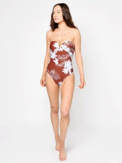 Seafolly Women’s Wild Tropics Bandeau One Piece Swimsuit -Standrews Links Officials Store 10878 681 AMBERalt3