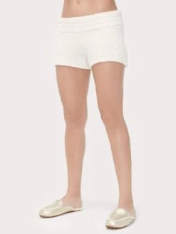 UGG Women's Shilo Short -Standrews Links Officials Store 1095517 cream 7a887b2b 5405 4b9d bb82 8d4e667a7e68
