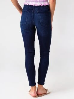 Citizens Of Humanity Women's Chrissy High Rise Skinny Fit Jean -Standrews Links Officials Store 1611 1262xSERONADKINDIGOxAlt3 44212201