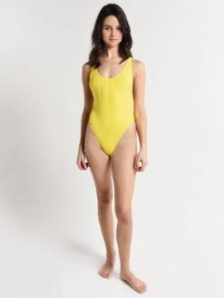 Milly Deep Side Scoop Tank -Standrews Links Officials Store 162vs09260 yellowalt3