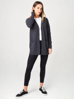 White + Warren Women's Cashmere Luxe Boyfriend Cardigan 7 White + Warren Women's Cashmere Luxe Boyfriend Cardigan -Standrews Links Officials Store 18834xCHARCOALHEATHERxAlt3 17534162