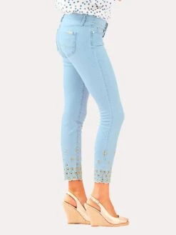 Lilly Pulitzer Women's South Ocean Skinny Crop Pant -Standrews Links Officials Store 30507 930indigowashseagatestarburalt1