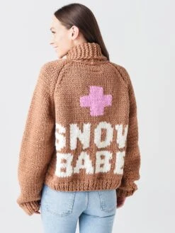 Gogo Women's Classic Short Snow Babe Cardigan -Standrews Links Officials Store 3800 CSBCxBIRCHxAlt1 49247090