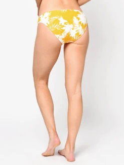 Seafolly Women’s Wild Tropics Hipster Bikini Bottom 6 Seafolly Women’s Wild Tropics Hipster Bikini Bottom -Standrews Links Officials Store 40054 681 SAFFRONalt2