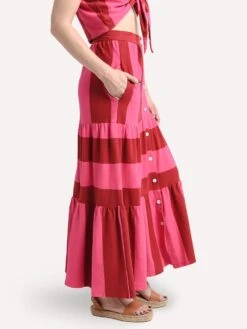 MDS Stripes Knit Tiered Skirt -Standrews Links Officials Store 64 83 redpinkboldstripealt1