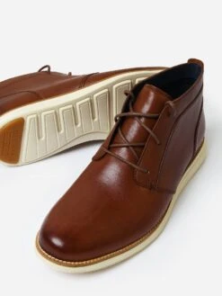 Cole Haan Men's ØriginalGrand Chukka Boot -Standrews Links Officials Store C28213xWOODBERRYLEATHERIVORYxAlt3 78008708