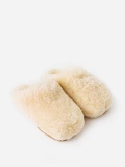 Shepherd Of Sweden Women's Jenny Slipper -Standrews Links Officials Store JENNYxCREMExAlt3 53196750