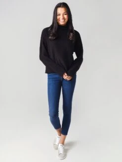 525 Women's Roll Neck Pullover Sweater -Standrews Links Officials Store NY5 WR20S227xBLACKxAlt3 21846396