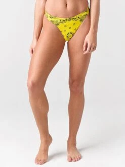 Sian Women's Paloma Bikini Bottom 10 Sian Women's Paloma Bikini Bottom -Standrews Links Officials Store SSSS18PALOMABxYELLOWBANDANAxPrimary 717b1e73 e5b0 44c3 a1d4 e2abd4772230