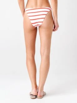 Solid & Striped Women's The Annabelle Reversible Bikini Bottom 7 Solid & Striped Women's The Annabelle Reversible Bikini Bottom -Standrews Links Officials Store SU21 048CBCC SxCLASSICBRETONxAlt3 36468508