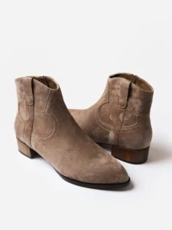 Vaneli Women's Tellie Boot -Standrews Links Officials Store TELLIExTRUFFLESUEDExAlt3 76543437