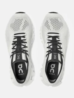 ON Womens Cloud X Running Shoe -Standrews Links Officials Store WOMENS CLOUD X 2xWHITEBLACKxAlt1 73242855