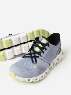 ON Women's Cloud X 3 Running Shoe