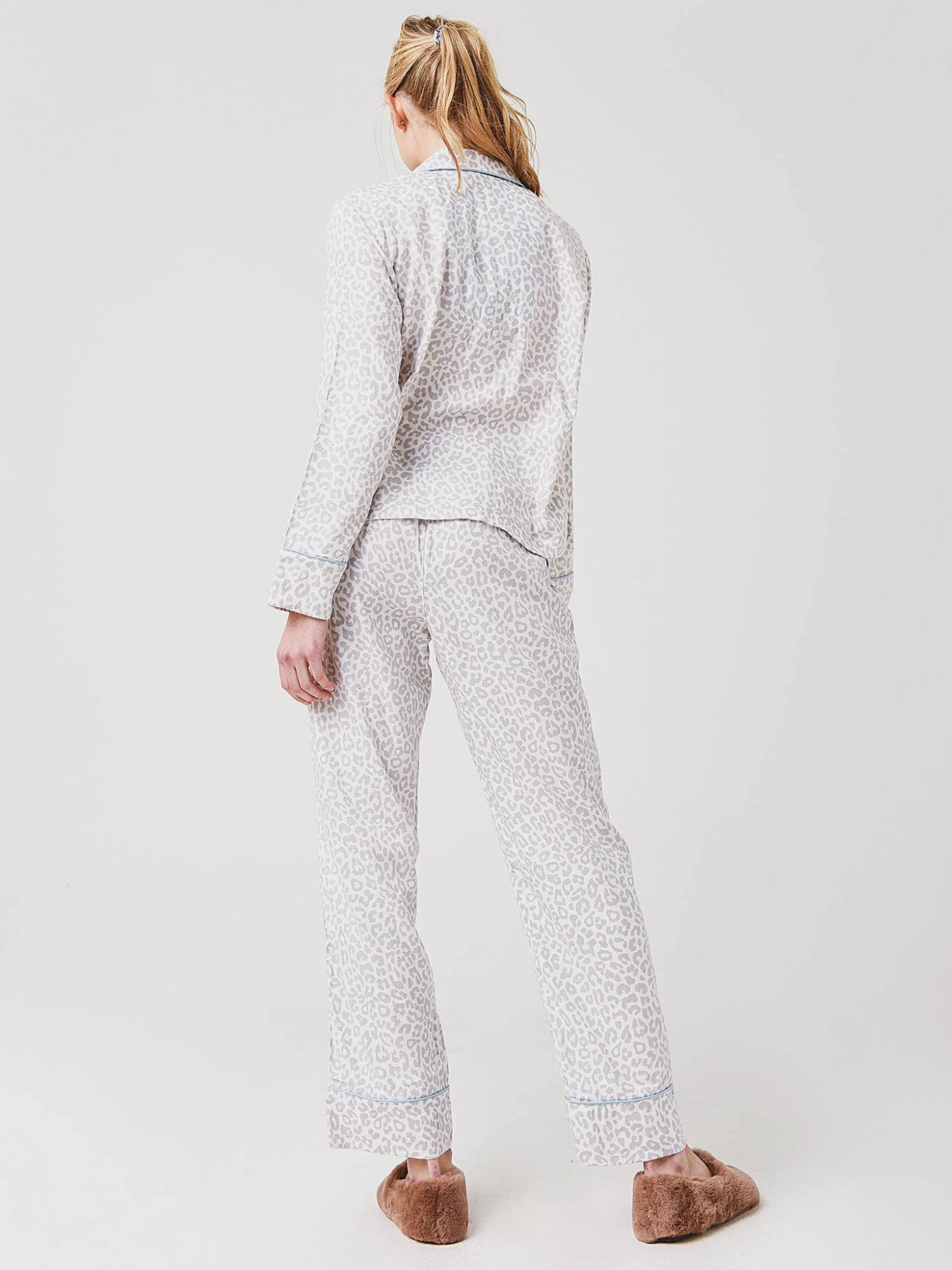 Z Supply Women's Sleep All Day Leopard Pajama Set 3 Z Supply Women's Sleep All Day Leopard Pajama Set - Image 3