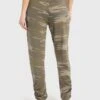 Z Supply Women's Jordan Camo Jogger Sweatpant