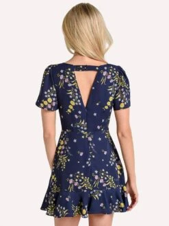 BB Dakota Weekend Feels Printed Dress 8 BB Dakota Weekend Feels Printed Dress -Standrews Links Officials Store bj108242 vintagebluealt2