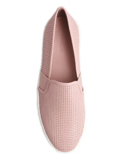 Vince Women's Blair Slip-On Sneaker -Standrews Links Officials Store c5000l1 rosealt3
