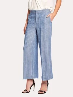 Brochu Walker The Quinn Layered Tank -Standrews Links Officials Store csl2762 dumechambraystripealt1