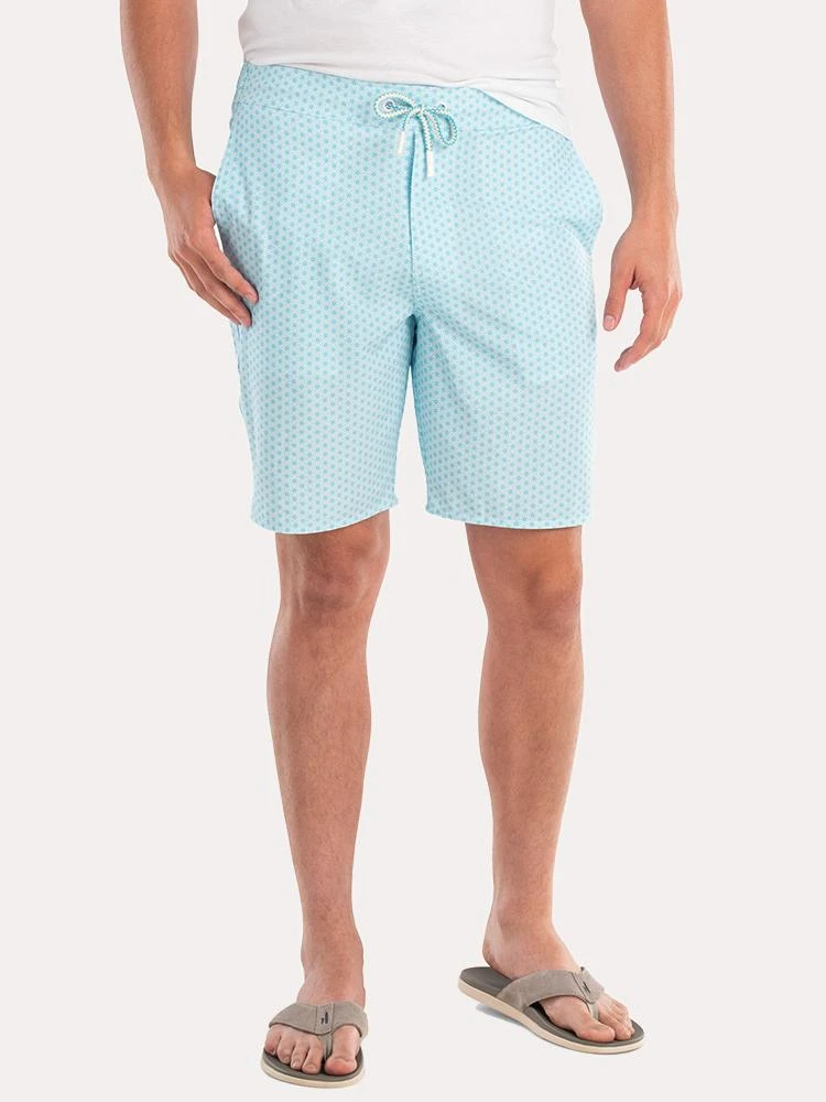 Johnnie-O Men's Sea Pines Half Elastic Surf Short 1 Johnnie-O Men's Sea Pines Half Elastic Surf Short