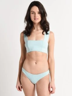 L Space Women's Parker Bikini Top -Standrews Links Officials Store lspat17 lightturq 1a8b0159 0dbd 46cc 8563 59fbe2069425