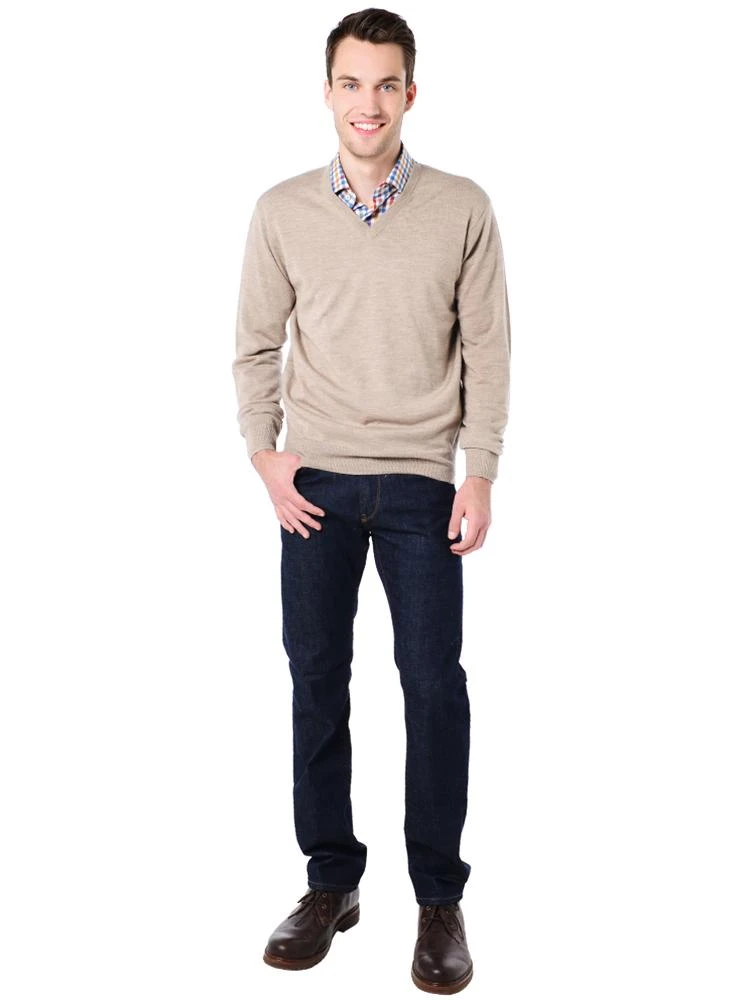 Peter Millar Men's Marino Wool V Neck Sweater 4 Peter Millar Men's Marino Wool V Neck Sweater - Image 4