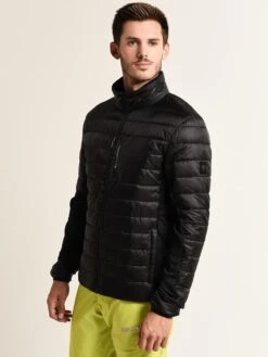 Descente Men's Storm Jacket -Standrews Links Officials Store mgl01m bkalt1