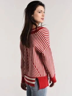 Moon River V-Neck Stripe Sweater -Standrews Links Officials Store mr4575 redstripealt1