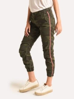 Sundry Camo Cotton Twill Zip Jogger -Standrews Links Officials Store n8 e59t2 armyalt1
