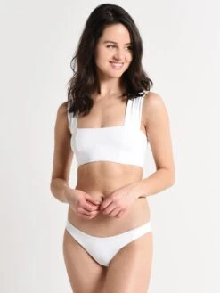 L Space Women's Parker Bikini Top -Standrews Links Officials Store sbs 9740 copy 54fa1e1b 9912 4c22 bce1 b9a9774e584c