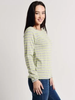 Majestic Cashmere Stripe Long Sleeve Boat Neck Sweater -Standrews Links Officials Store t012 fpu018 grischineclair jaunefluoalt1