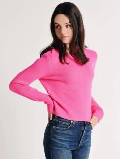 Majestic Wool And Cashmere Long Sleeve Crew Neck -Standrews Links Officials Store t015 fpu024 rosefluoalt1