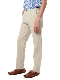 Tommy Bahama Men's Island Chino -Standrews Links Officials Store t110638 khakisandsalt2