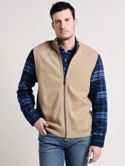 Tommy Bahama Flip Side Classic Zip Vest 8 Tommy Bahama Flip Side Classic Zip Vest -Standrews Links Officials Store t217848 goldenhoneyheather