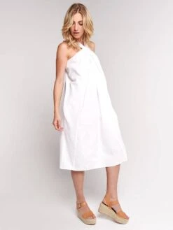 Vince Twist Front Halter Dress -Standrews Links Officials Store v4923 50930 opticwhitealt1