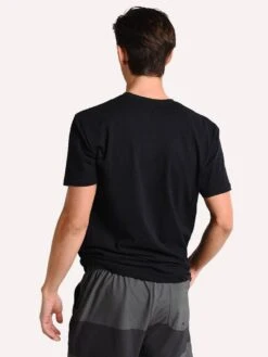 Vuori Men's Stainglass Tee -Standrews Links Officials Store v936 blackalt2